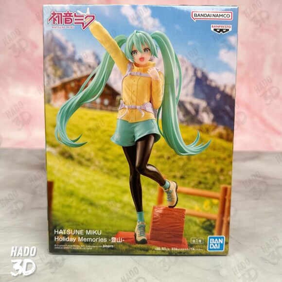 Hatsune Miku Hiking Vocaloid - Holiday Memories - Mountain Climbing Vocaloid - Picture 2 of 6
